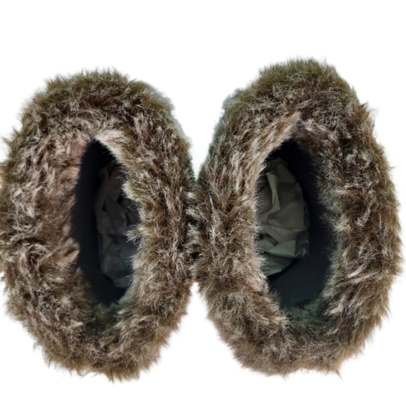 Faux fur suede Winter boots, women's size 8, grey - Picture 7 of 8